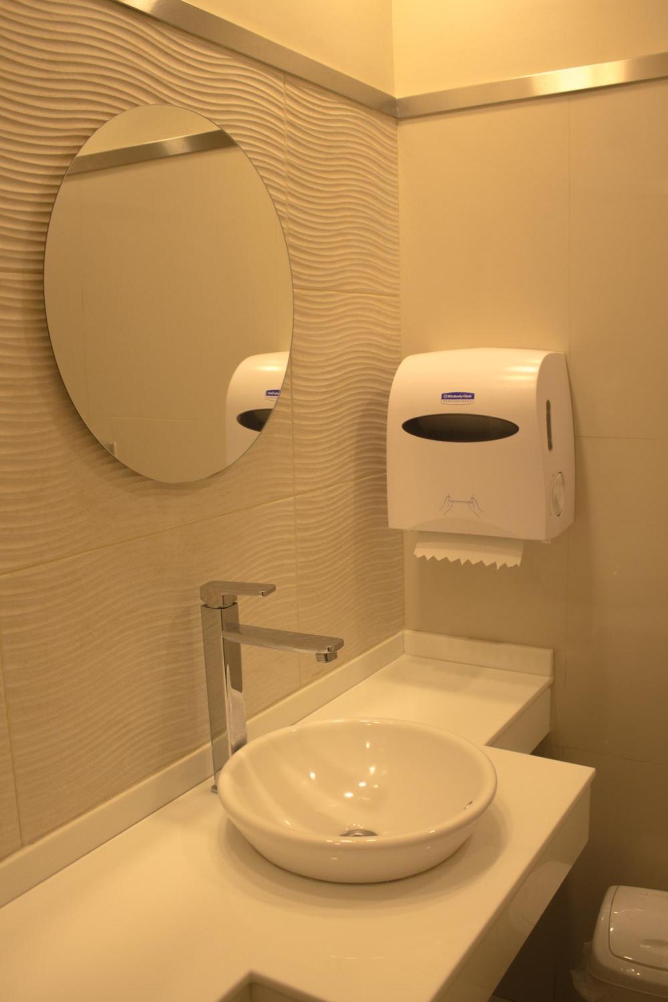 Hotel Victoria Plaza Тариха Экстерьер фото